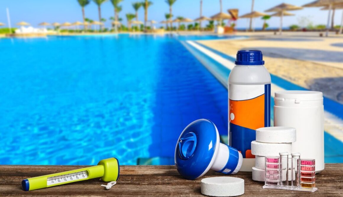 Dicas-para-uma-boa-limpeza-de-uma-piscina-2022